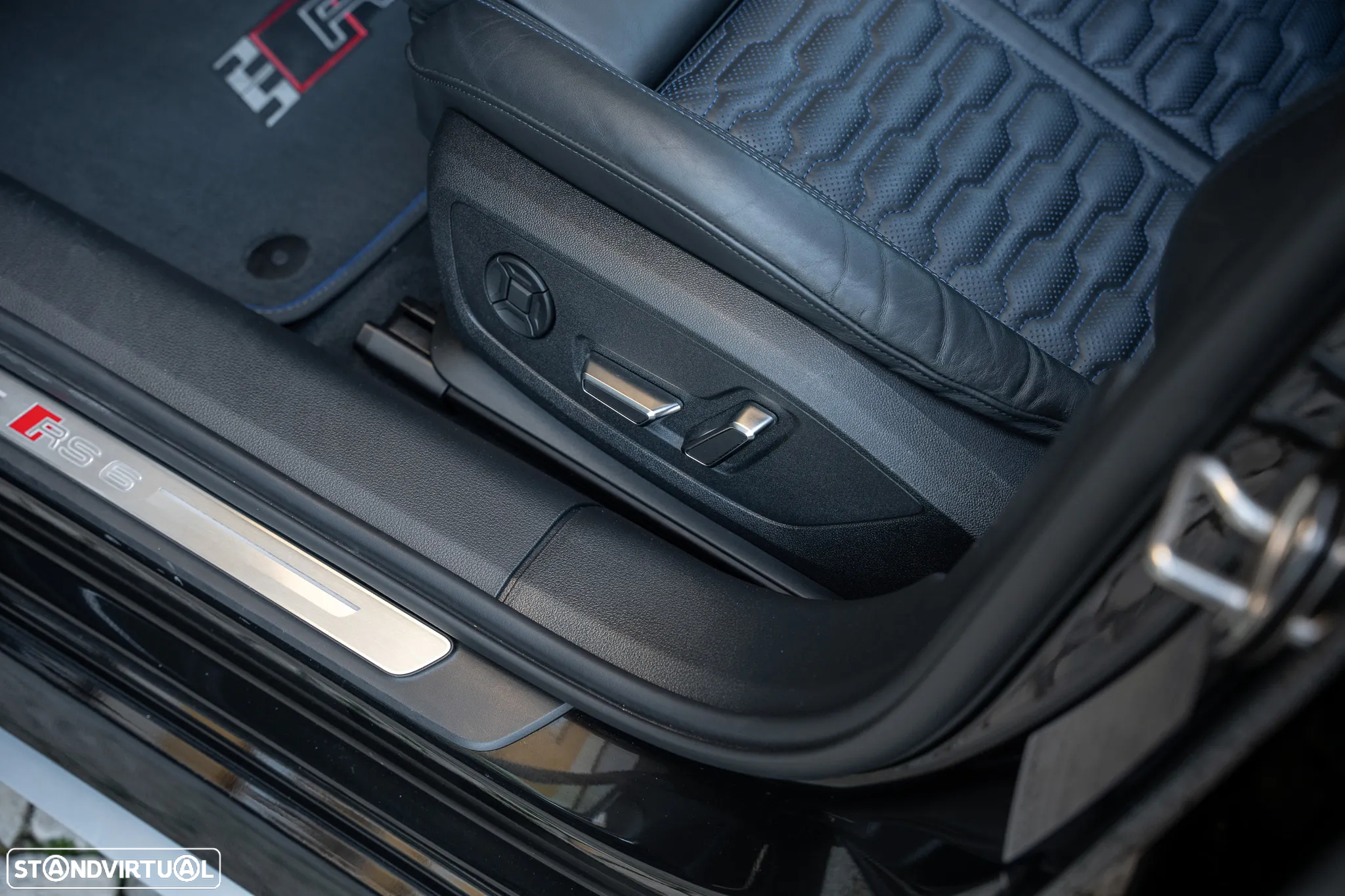 Audi RS6 Avant 4.0 TFSI quattro Tiptronic "25th Anniversary" - 10