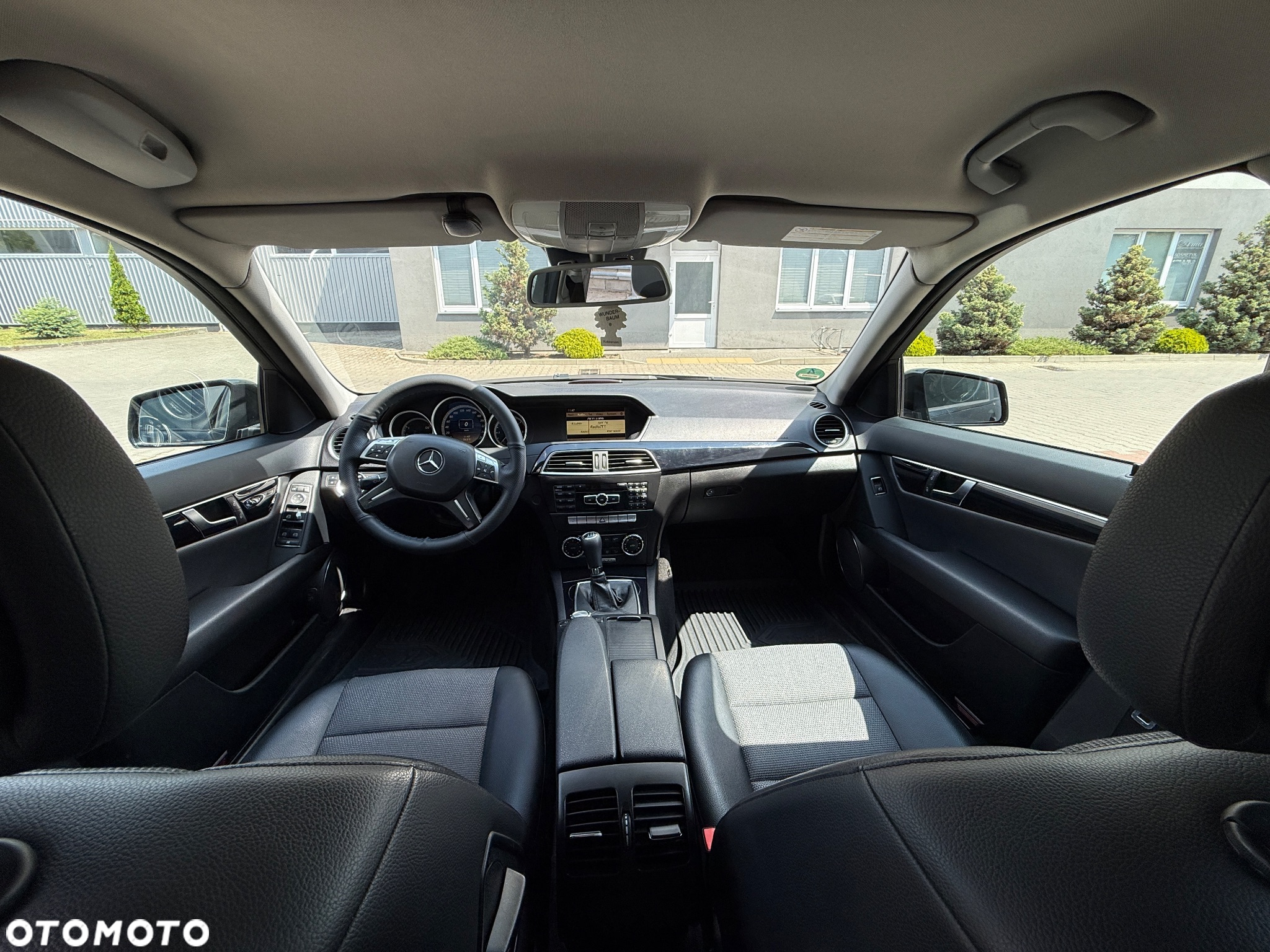 Mercedes-Benz Klasa C 220 CDI BlueEff Elegance - 4