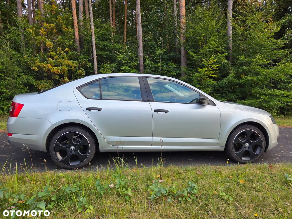 Skoda Octavia - 8