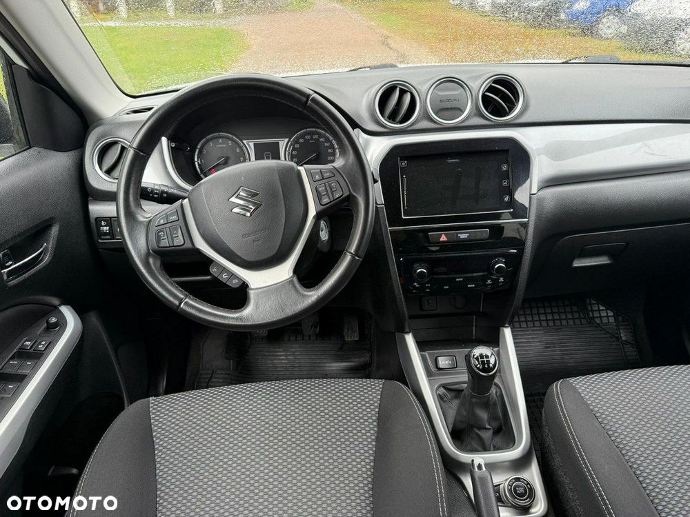 Suzuki Vitara - 14