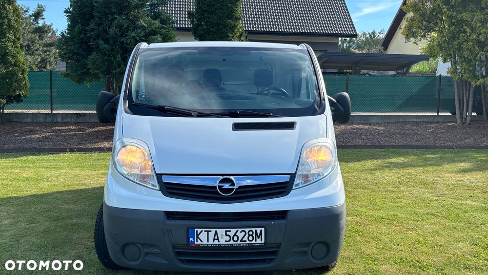 Opel Vivaro - 11