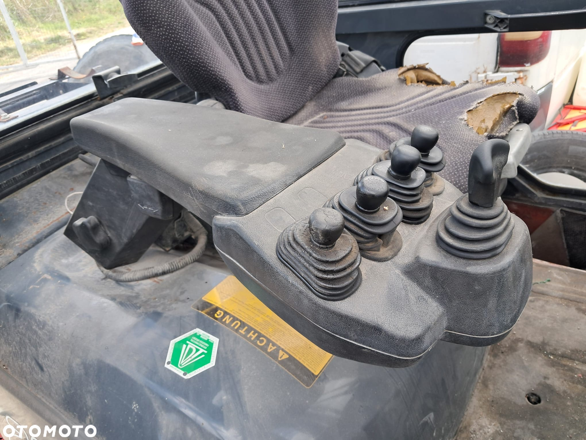 Toyota 42-7FGF25 - 6