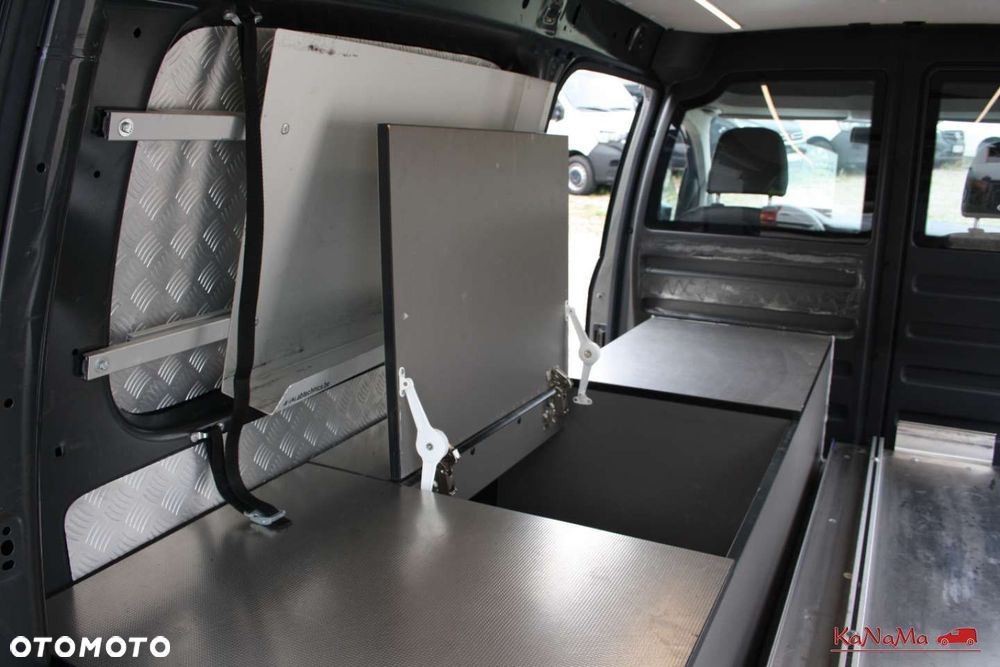 Volkswagen Caddy - 19