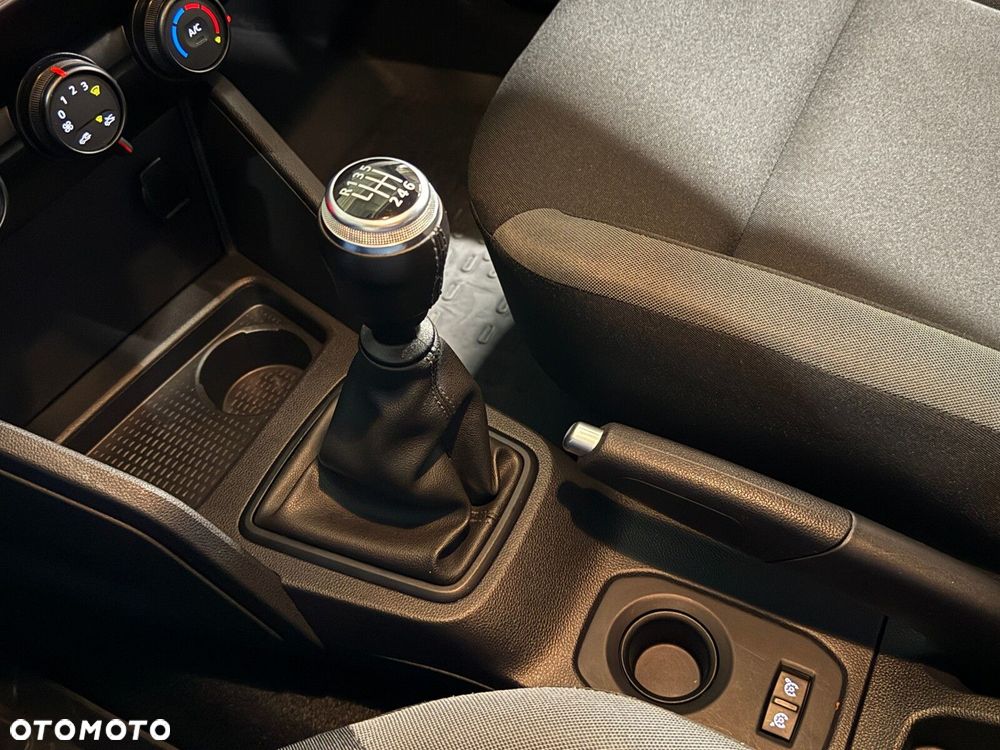 Dacia Duster 1.0 TCe Comfort - 31