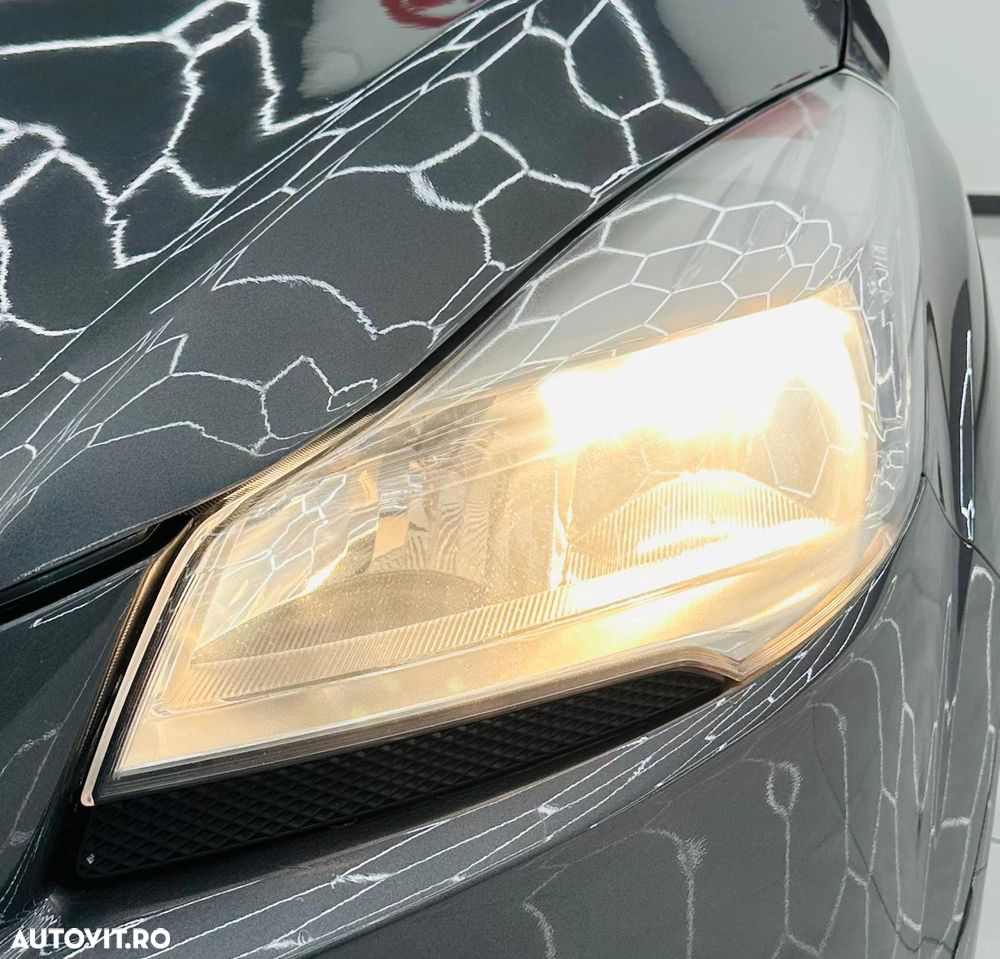 Ford Kuga 1.6 EcoBoost 2x4 Trend - 11