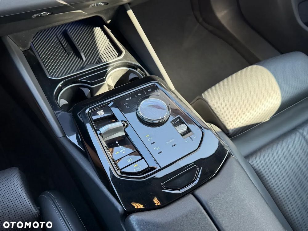 BMW Seria 5 520d mHEV - 19
