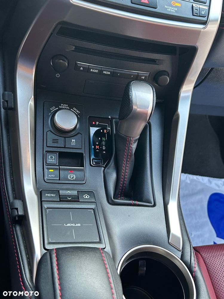 Lexus NX 200t F Sport AWD - 23