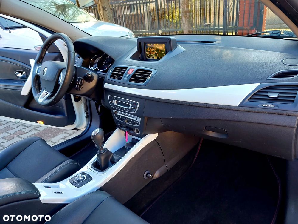 Renault Megane 1.4 16V TCE Monaco GP - 10