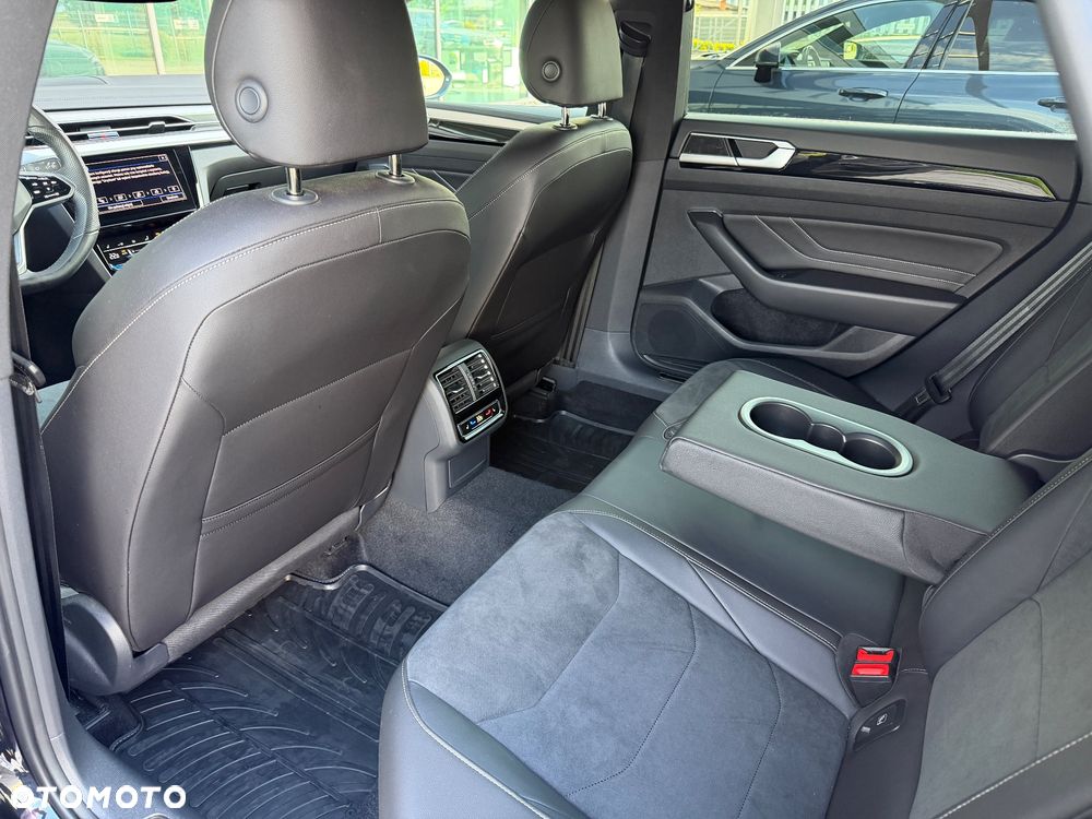 Volkswagen Arteon 2.0 TDI SCR 4Motion DSG R-Line - 18