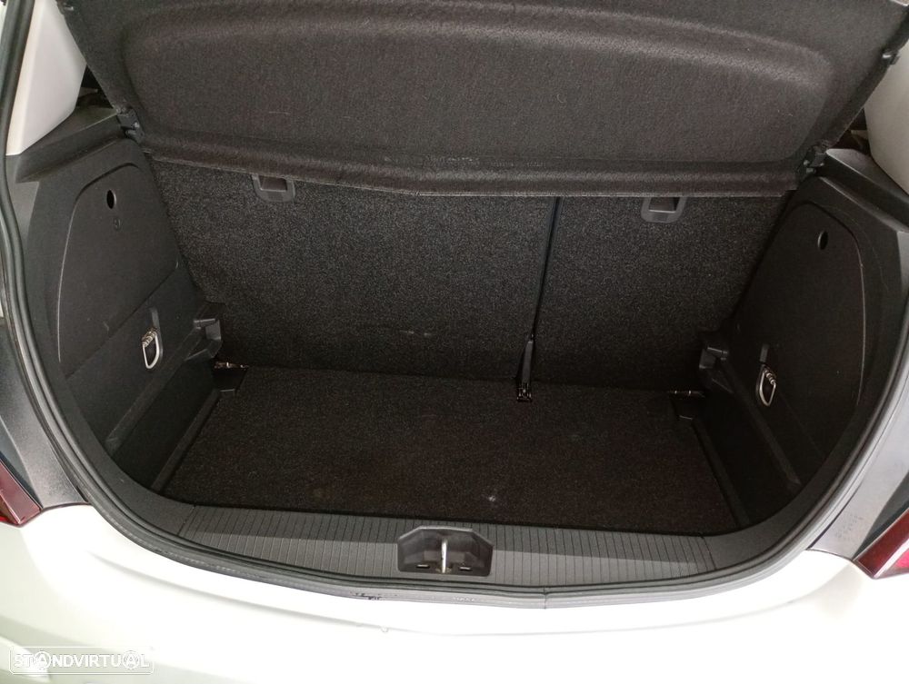 Opel Corsa 1.2 City FlexFuel - 23