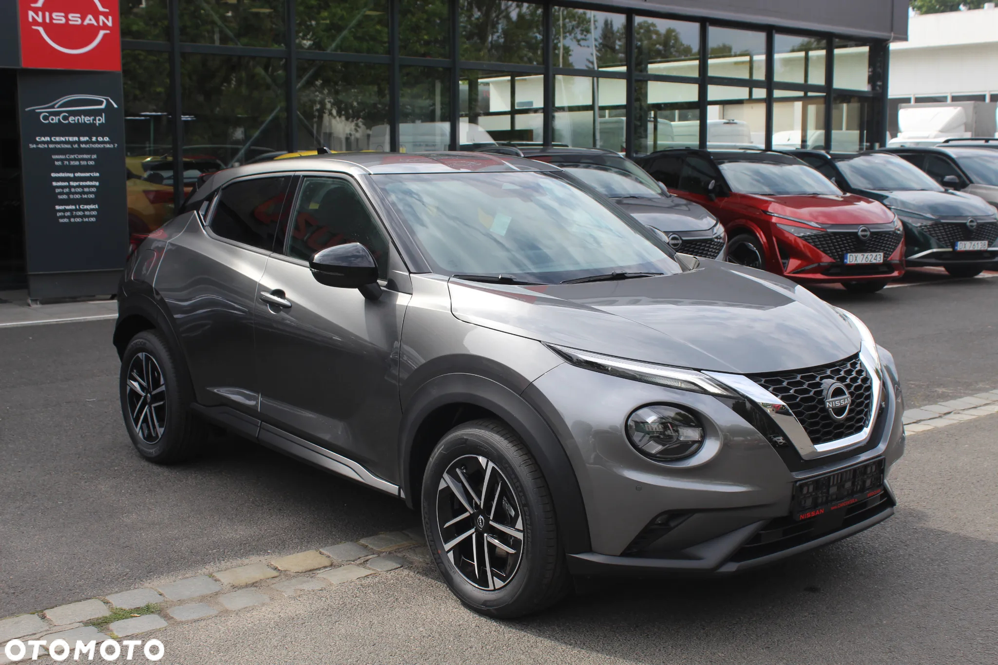 Nissan Juke 1.0 DIG-T N-Connecta DCT - 2