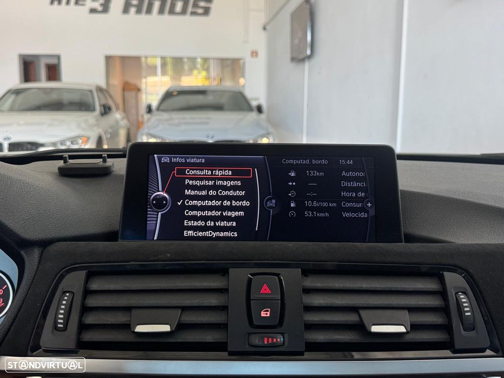 BMW 328 i Auto Pack M - 24