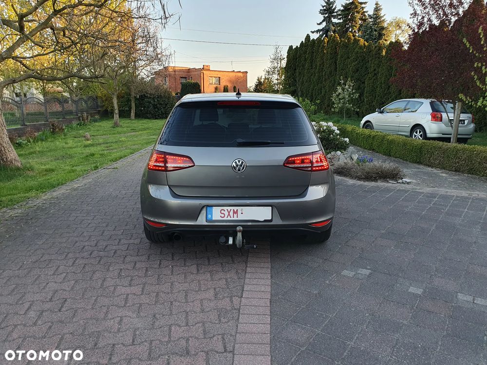 Volkswagen Golf 1.6 BlueTDI DSG Comfortline - 4