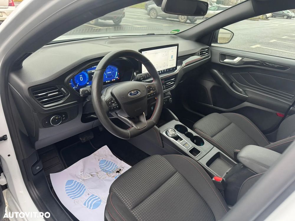 Ford Focus Turnier 1.5 EcoBlue Start-Stopp-System Aut. ST-LINE X - 9