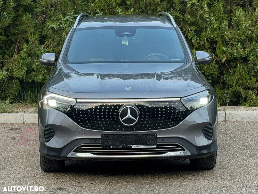 Mercedes-Benz EQB - 7