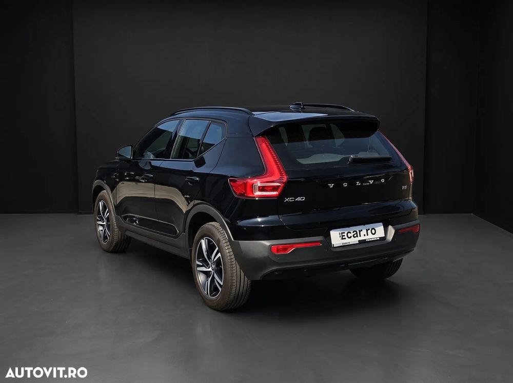 Volvo XC 40 T3 Geartronic RDesign - 3