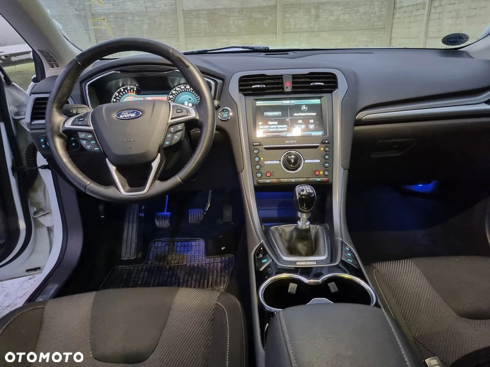 Ford Mondeo 2.0 TDCi Start-Stopp Business Edition - 4