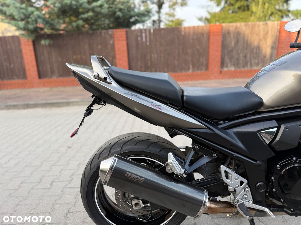 Suzuki Bandit - 10