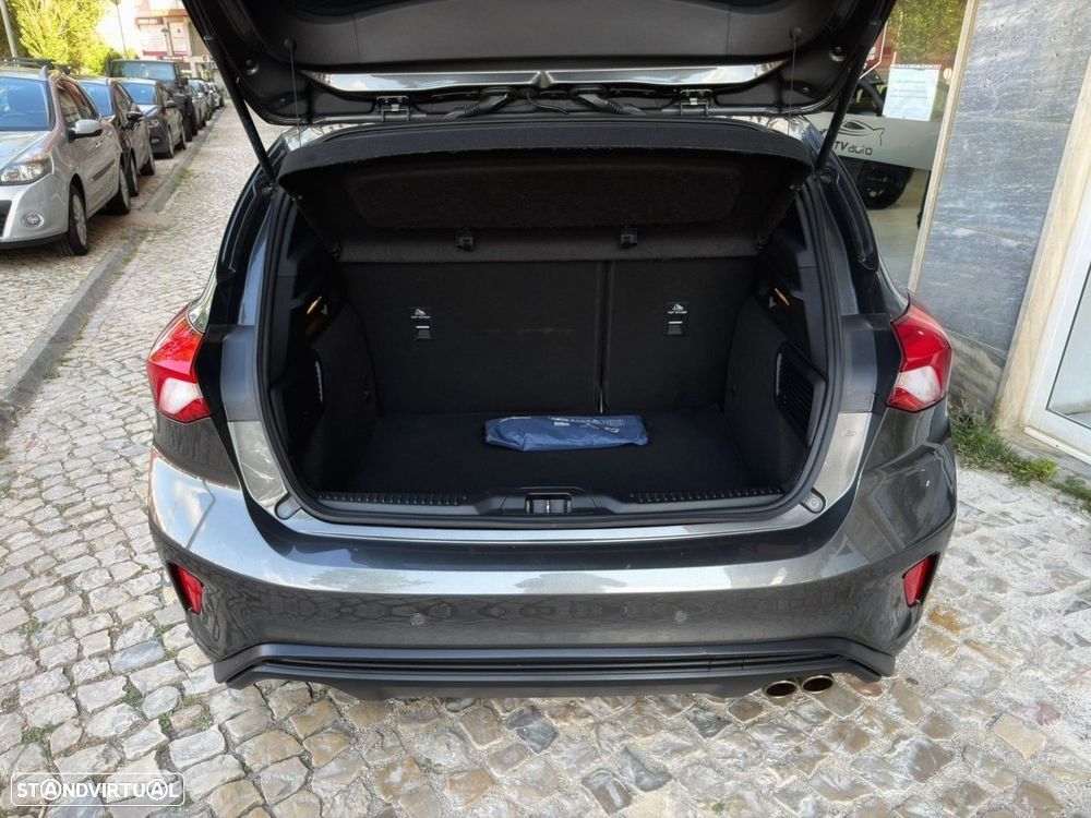 Ford Focus 1.0 EcoBoost ST-Line - 15