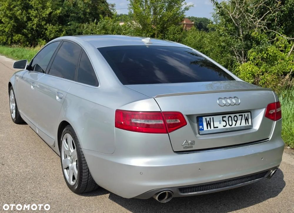 Audi A6 Limousine 2.4 - 7