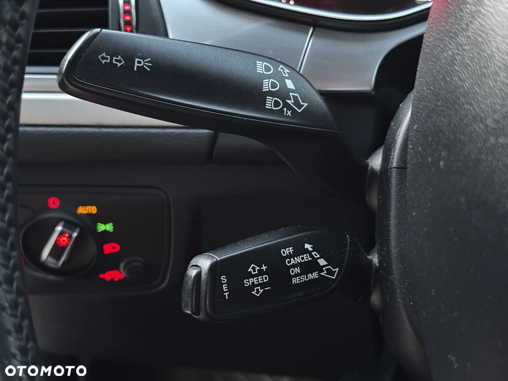 Audi A6 Avant 2.0 TDI Ultra DPF S tronic - 33