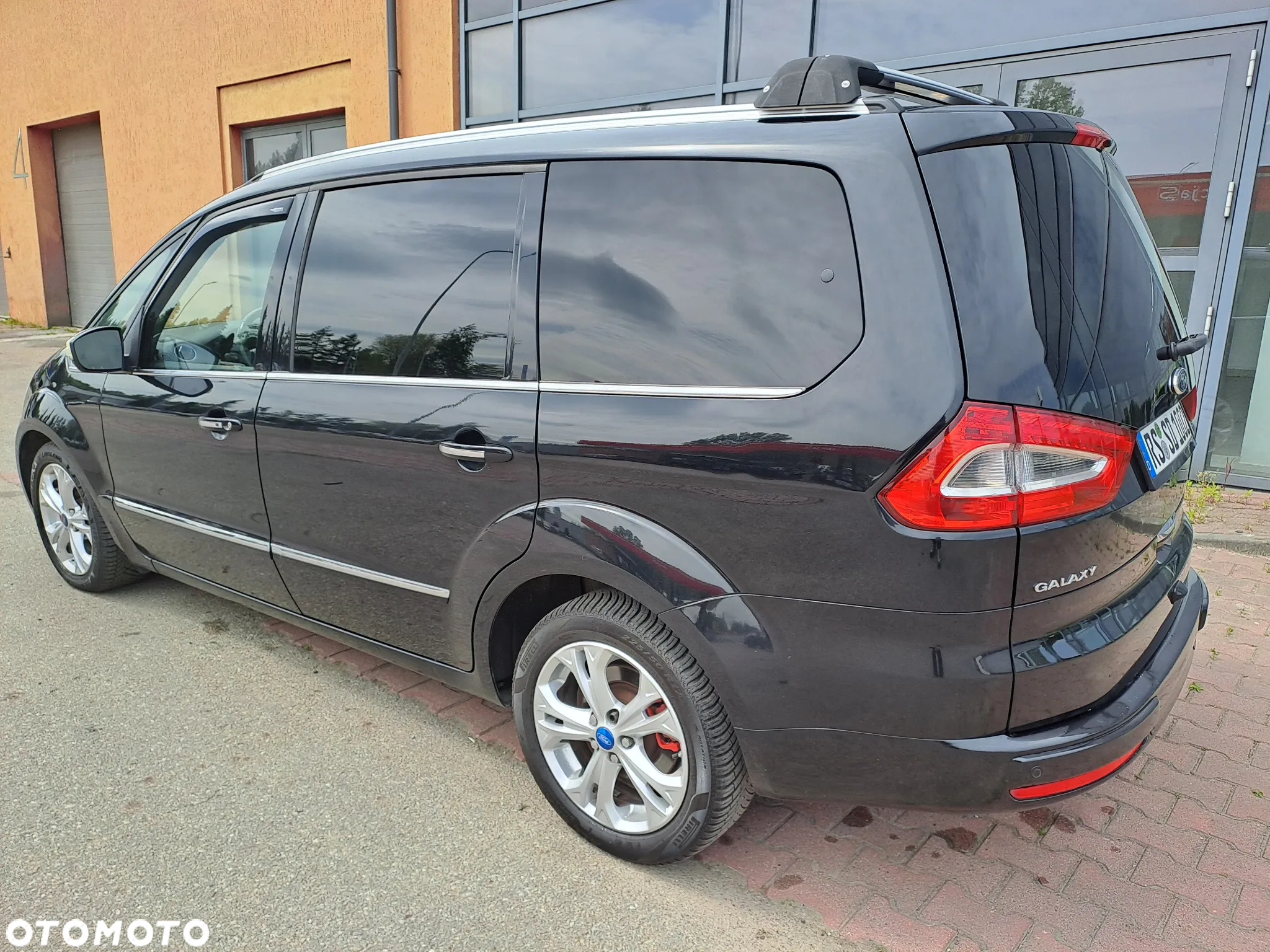 Ford Galaxy 2.0 TDCi DPF Titanium - 32