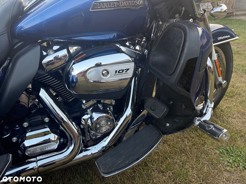 Harley-Davidson Tri Glide - 11