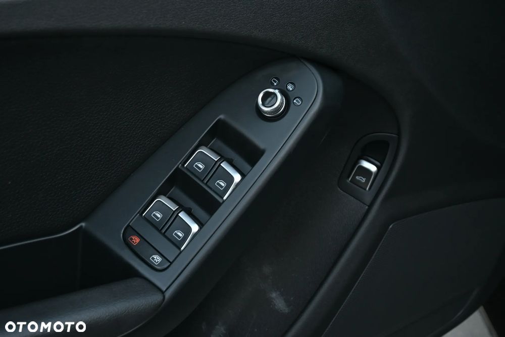 Audi A4 Limousine 1.8 TFSI S line Sportpaket - 35