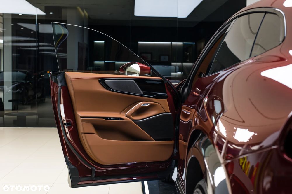 Ferrari Purosangue - 32