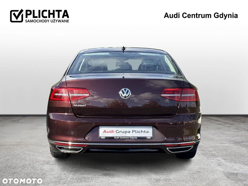Volkswagen Passat - 6