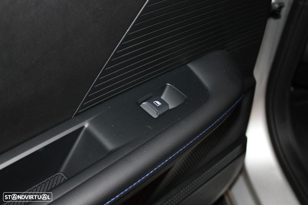 MG MG4 51 kWh Standard - 24