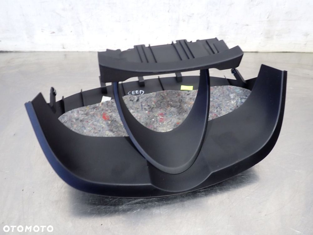 OSŁONA LICZNIKA KIA CEED - 3