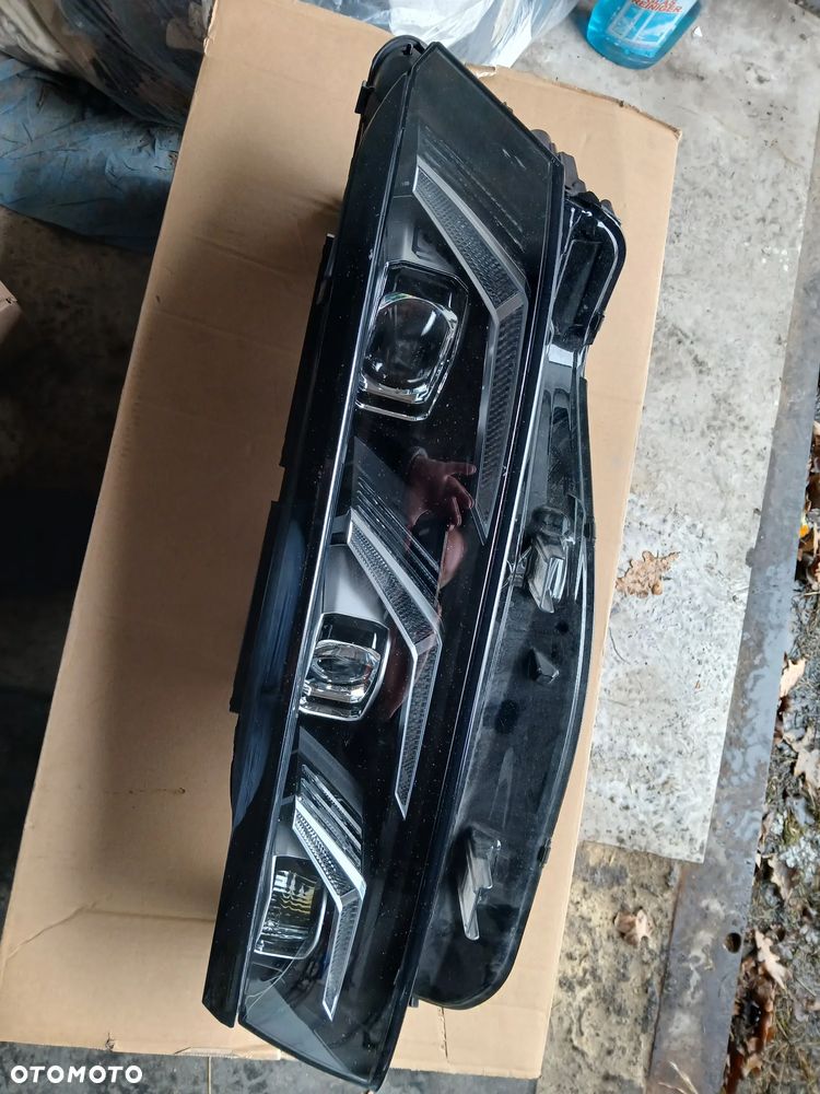 VW TOUAREG III LAMPA LEWA 761941081H - 6