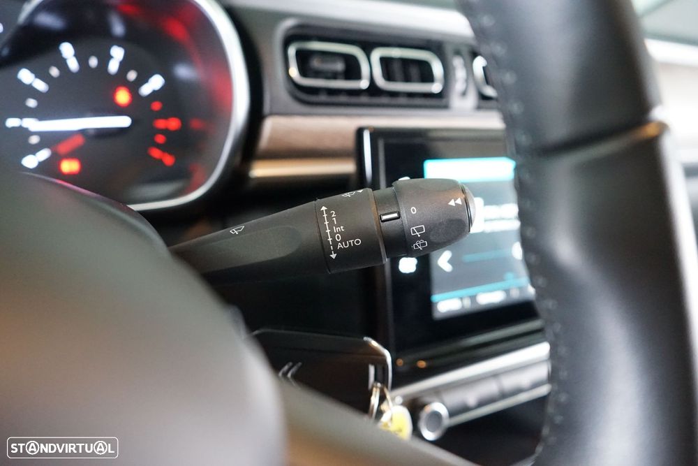Citroën C3 1.2 PureTech Shine - 25