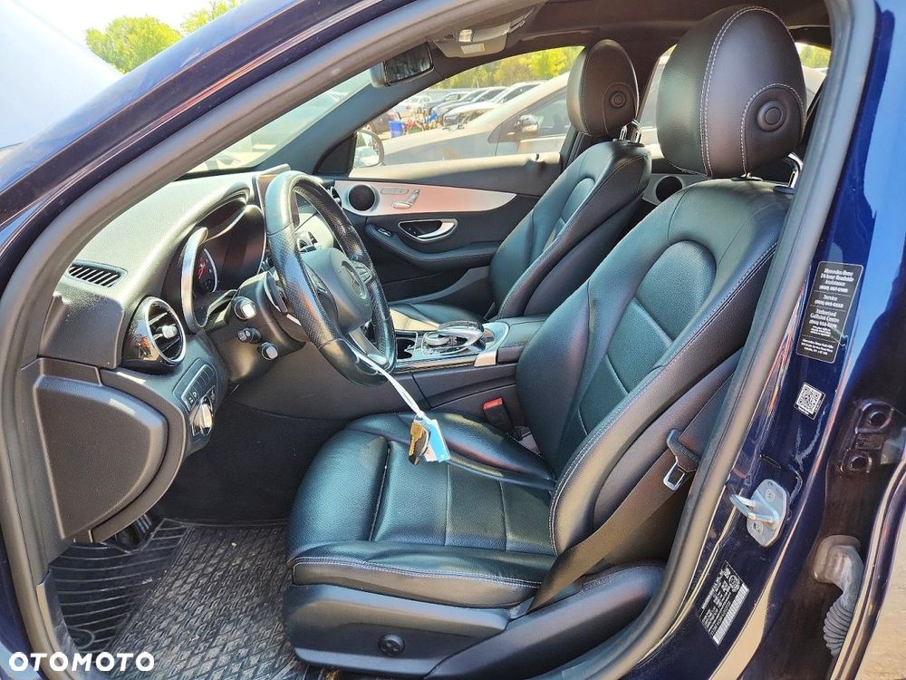 Mercedes-Benz Klasa C 300 9G-TRONIC Exclusive - 8