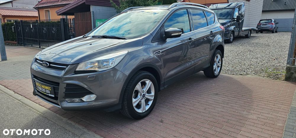 Ford Kuga 1.6 EcoBoost 2x4 SYNC - 1