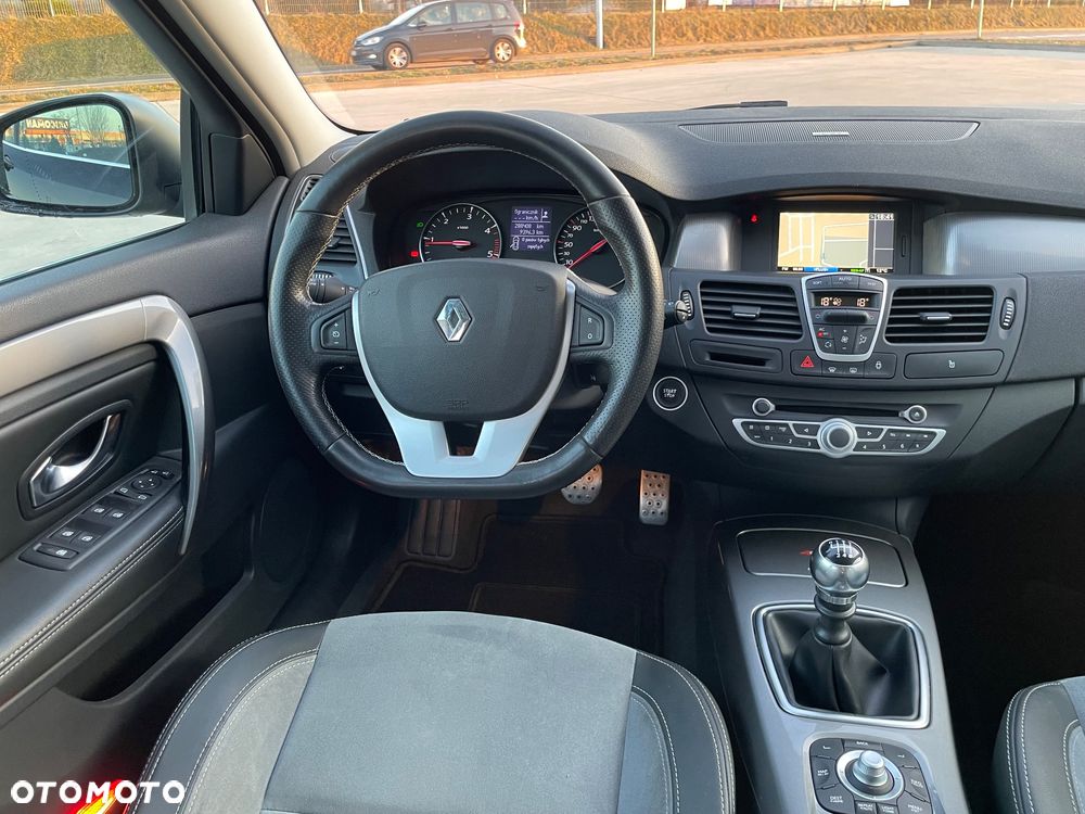 Renault Laguna 2.0 DCi FAP GT - 17