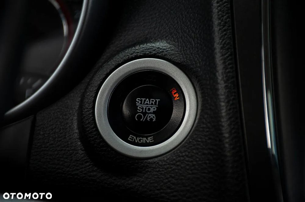 Fiat Freemont 2.0 Multijet 16V DPF Automatik Allrad Lounge - 38