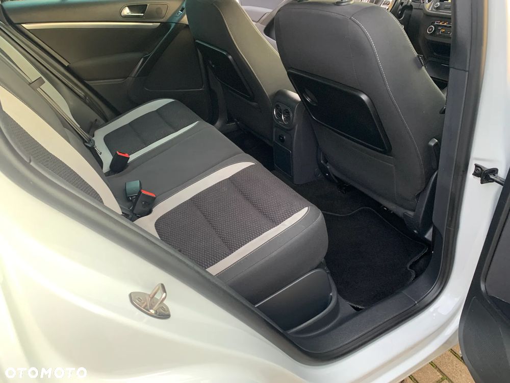 Volkswagen Tiguan 2.0 TDI 4Mot R-Style DSG - 14