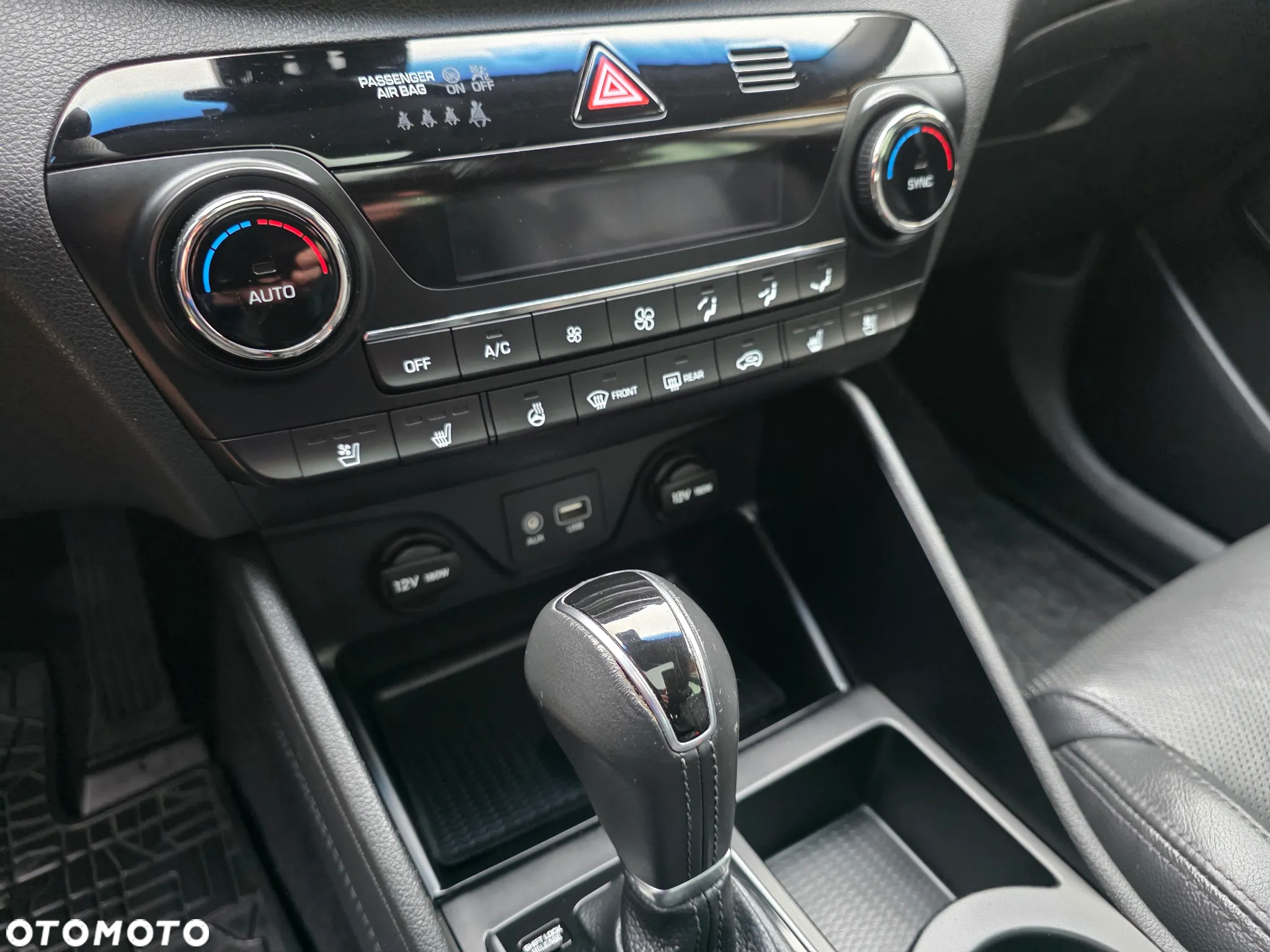 Hyundai Tucson 1.7 CRDI BlueDrive Premium 2WD DCT - 31