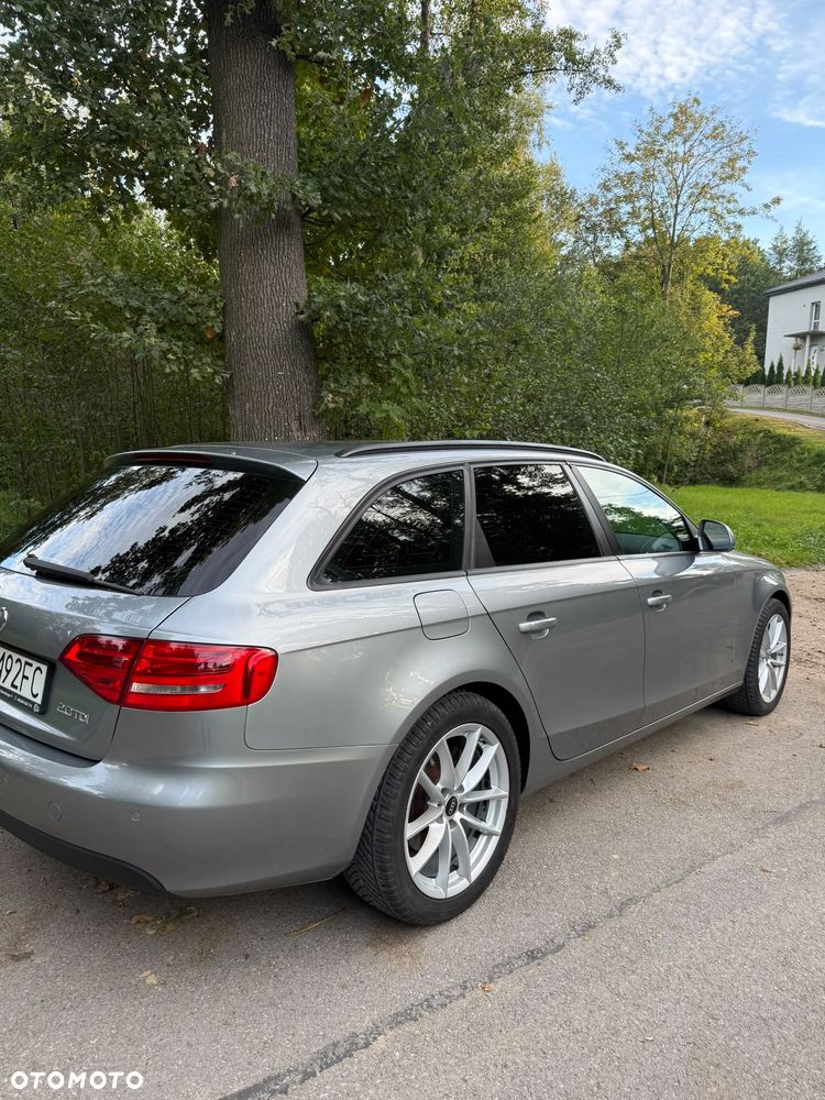 Audi A4 Avant - 6