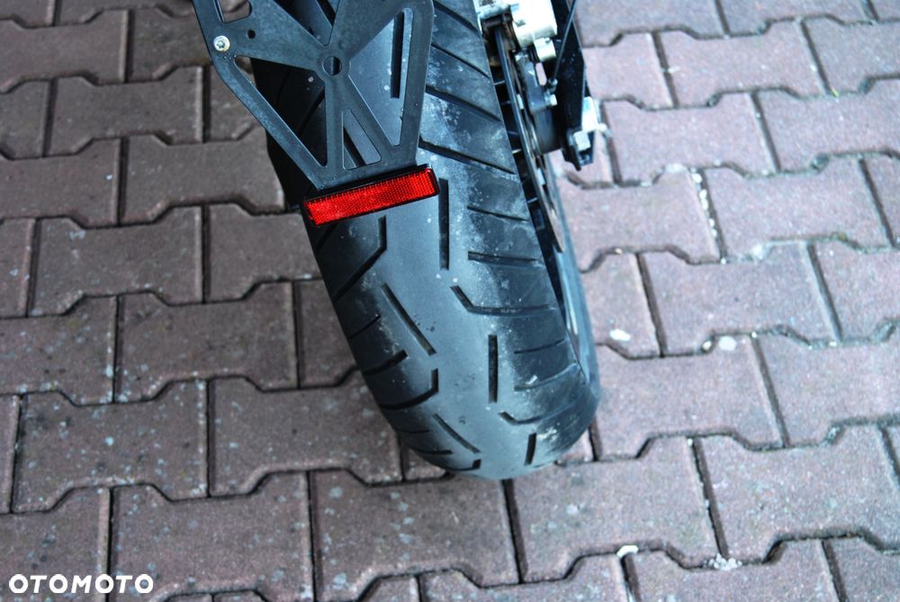 KTM Duke 790 - 8