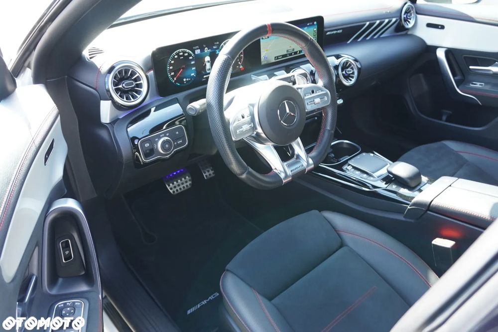 Mercedes-Benz CLA AMG 35 4Matic B AMG Speedshift 7G-DCT - 7