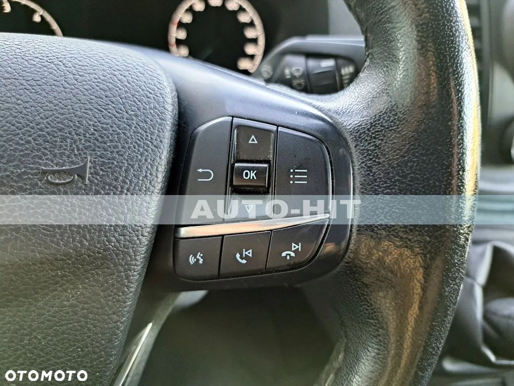Ford Transit - 25