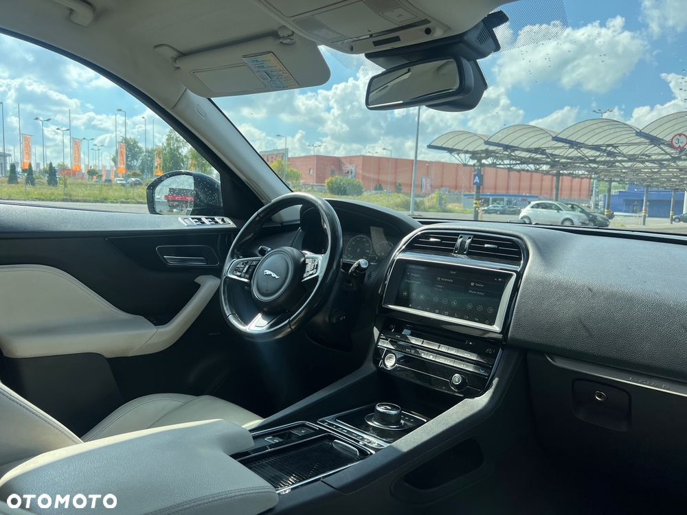 Jaguar F-Pace 2.0 i4D AWD Portfolio - 3