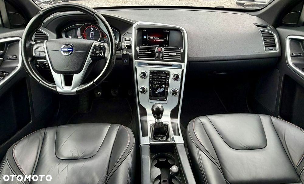 Volvo XC 60 D4 Ocean Race - 11