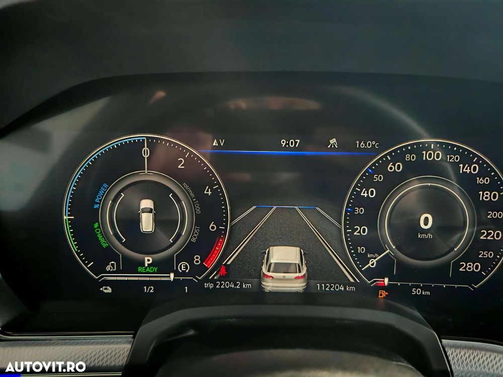 Volkswagen Touareg V6 TSI eHybrid PHEV R - 36