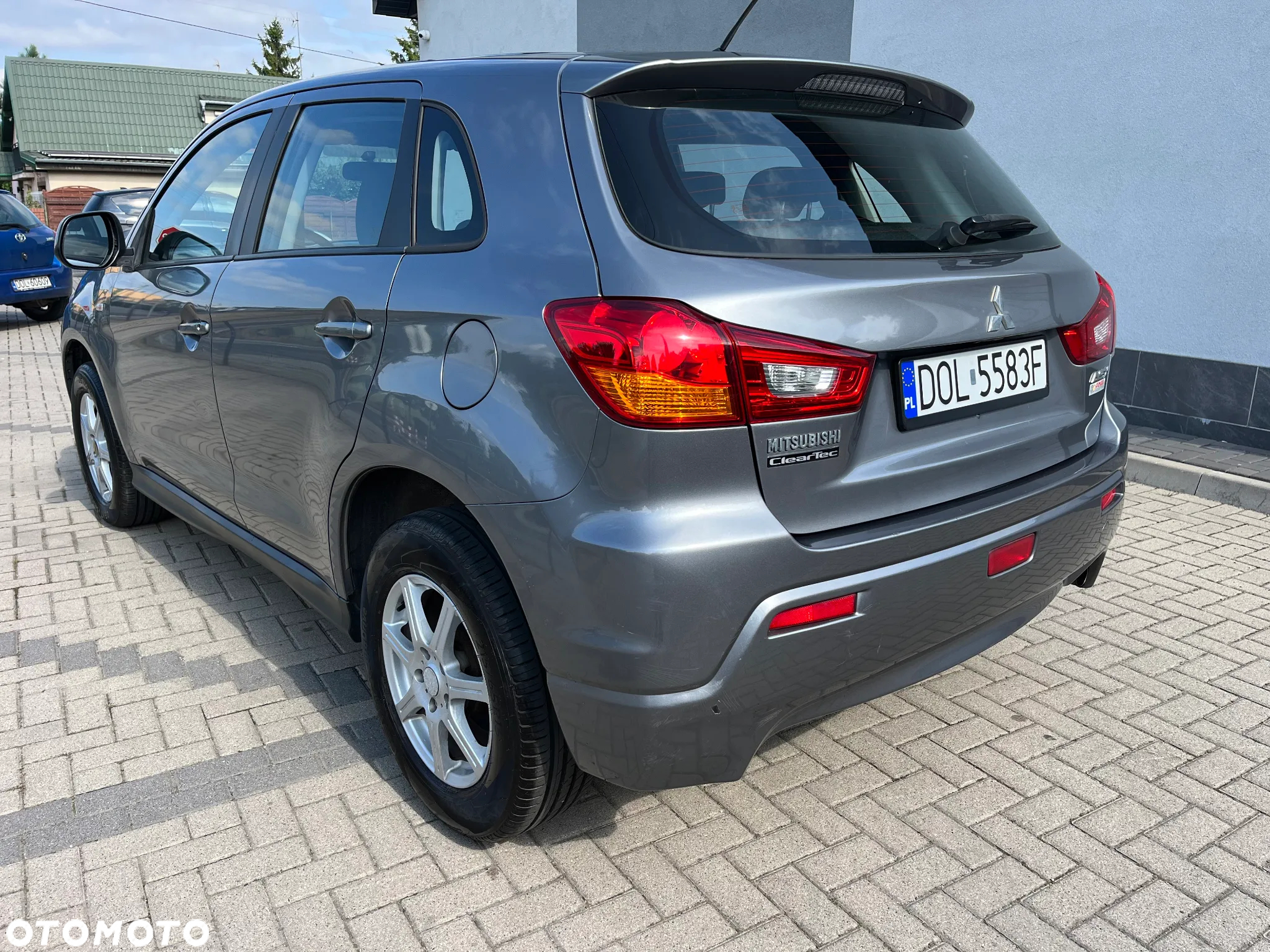 Mitsubishi ASX - 5