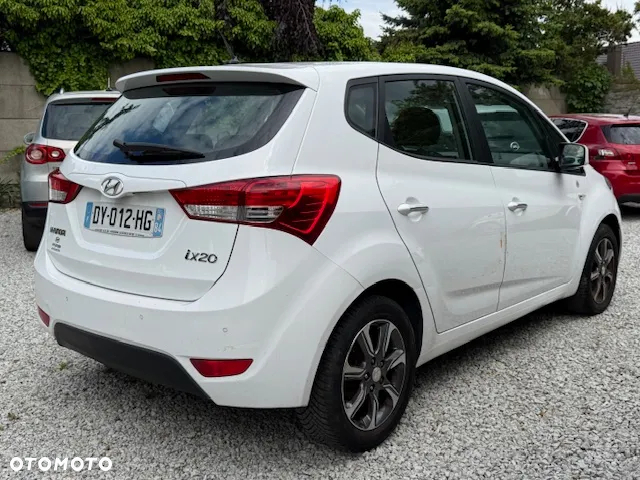 Hyundai ix20 1.6 CRDi blue Trend - 14