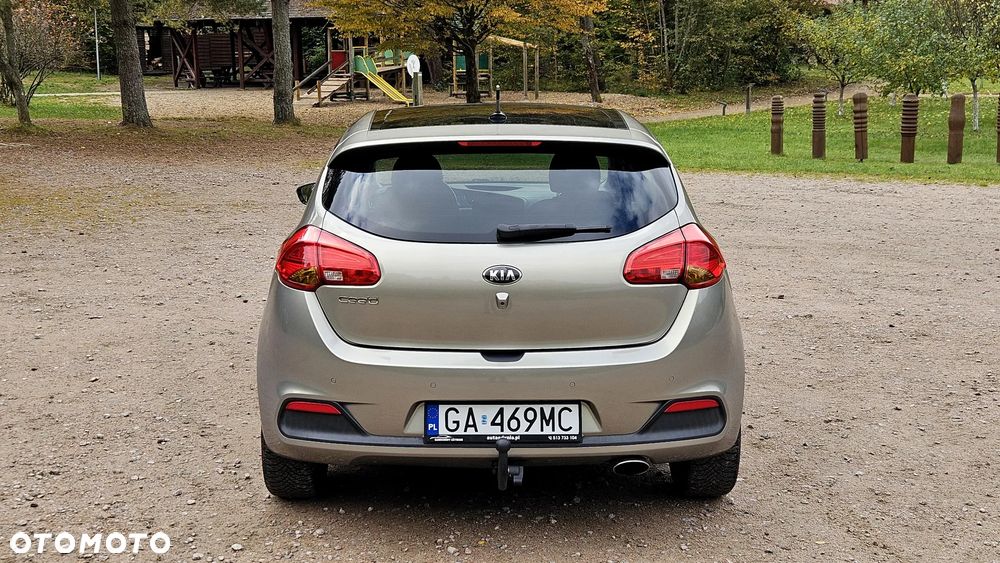 Kia Ceed 1.6 GDI DCT Platinum Edition - 17